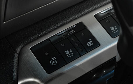 Toyota Land Cruiser 200, 2015 год, 5 319 000 рублей, 27 фотография