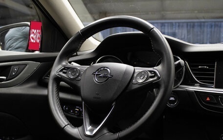 Opel Insignia II рестайлинг, 2018 год, 1 379 000 рублей, 8 фотография