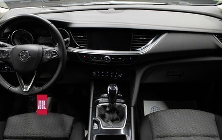 Opel Insignia II рестайлинг, 2018 год, 1 379 000 рублей, 10 фотография