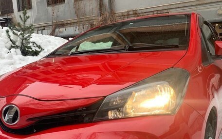 Toyota Vitz, 2015 год, 810 000 рублей, 5 фотография