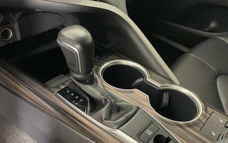 Toyota Camry, 2019 год, 2 525 000 рублей, 16 фотография