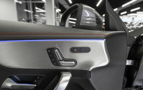 Mercedes-Benz CLA, 2019 год, 3 320 000 рублей, 18 фотография