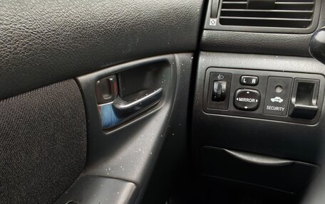 Toyota Corolla, 2005 год, 475 000 рублей, 32 фотография