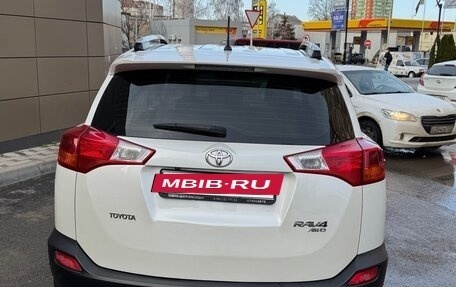 Toyota RAV4, 2013 год, 1 850 000 рублей, 5 фотография