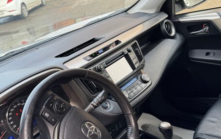 Toyota RAV4, 2013 год, 1 850 000 рублей, 10 фотография