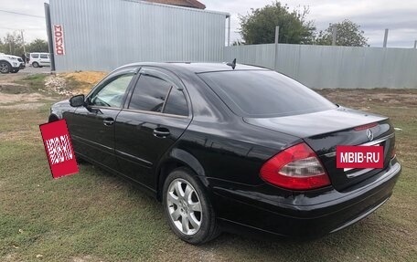 Mercedes-Benz E-Класс, 2007 год, 865 000 рублей, 4 фотография