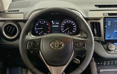 Toyota RAV4, 2015 год, 2 248 000 рублей, 10 фотография