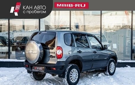 Chevrolet Niva I рестайлинг, 2010 год, 403 000 рублей, 3 фотография