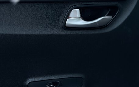 KIA Rio IV, 2019 год, 1 335 000 рублей, 18 фотография