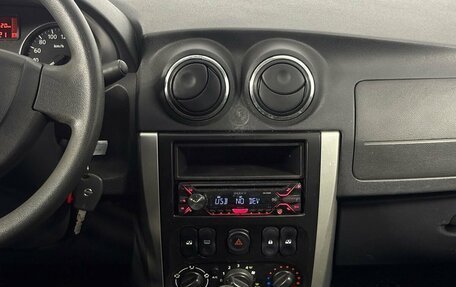 Nissan Almera, 2018 год, 860 000 рублей, 14 фотография