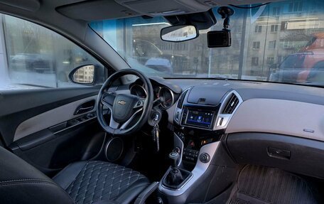 Chevrolet Cruze II, 2013 год, 730 000 рублей, 9 фотография