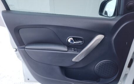 Renault Sandero II рестайлинг, 2020 год, 1 350 000 рублей, 19 фотография