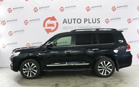 Toyota Land Cruiser 200, 2018 год, 6 899 000 рублей, 4 фотография