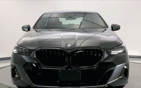 BMW 5 серия, 2026 год, 8 585 839 рублей, 2 фотография