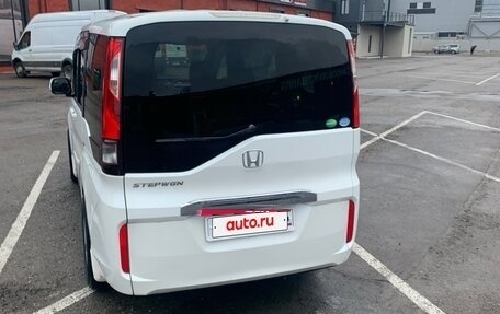 Honda Stepwgn IV, 2016 год, 1 599 900 рублей, 5 фотография