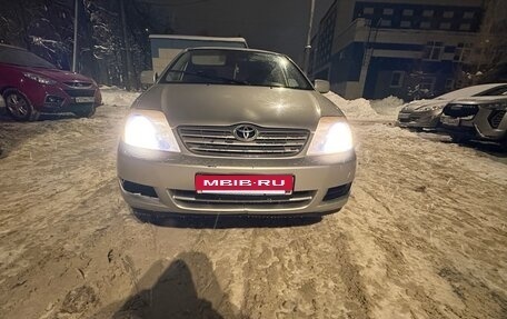 Toyota Corolla, 2004 год, 450 000 рублей, 2 фотография
