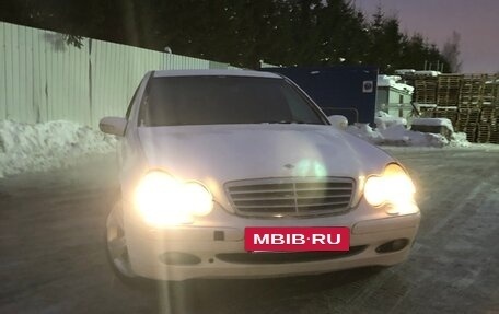 Mercedes-Benz C-Класс, 2002 год, 295 000 рублей, 2 фотография