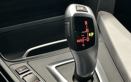 BMW 3 серия, 2018 год, 2 700 000 рублей, 28 фотография