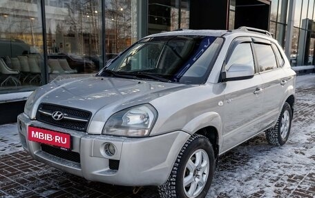 Hyundai Tucson III, 2006 год, 688 000 рублей, 1 фотография