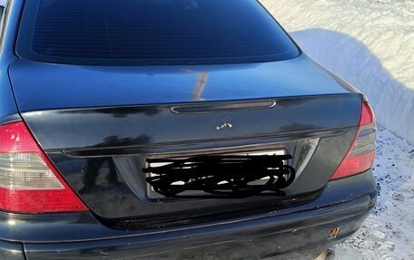 Mercedes-Benz E-Класс, 2002 год, 350 000 рублей, 16 фотография