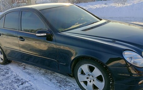 Mercedes-Benz E-Класс, 2002 год, 350 000 рублей, 18 фотография