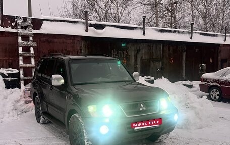 Mitsubishi Pajero III рестайлинг, 2005 год, 1 100 000 рублей, 2 фотография
