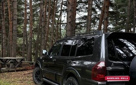 Mitsubishi Pajero III рестайлинг, 2005 год, 1 100 000 рублей, 5 фотография