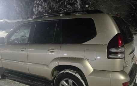 Toyota Land Cruiser Prado 120 рестайлинг, 2007 год, 1 700 000 рублей, 5 фотография