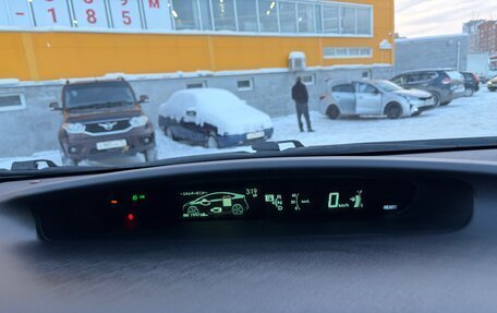 Toyota Prius, 2009 год, 1 500 000 рублей, 13 фотография