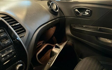 Renault Kaptur I рестайлинг, 2017 год, 1 160 000 рублей, 27 фотография