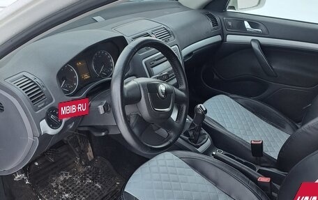 Skoda Octavia, 2011 год, 800 000 рублей, 8 фотография