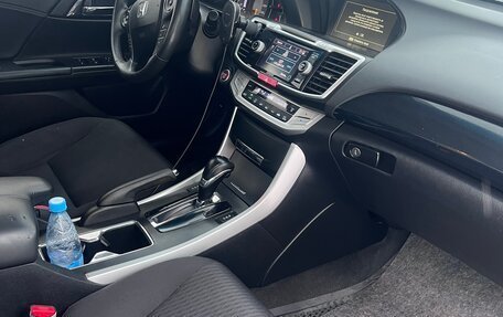 Honda Accord IX рестайлинг, 2013 год, 1 500 000 рублей, 4 фотография