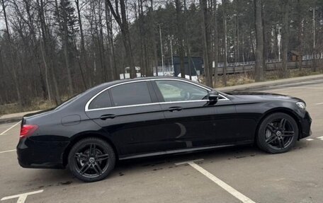 Mercedes-Benz E-Класс, 2019 год, 3 650 000 рублей, 6 фотография