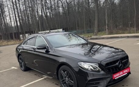 Mercedes-Benz E-Класс, 2019 год, 3 650 000 рублей, 7 фотография