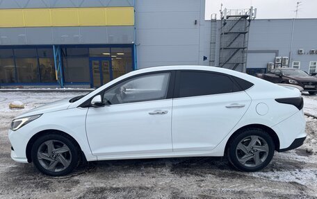 Hyundai Solaris II рестайлинг, 2020 год, 1 750 000 рублей, 3 фотография