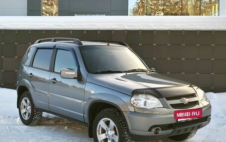 Chevrolet Niva I рестайлинг, 2011 год, 555 000 рублей, 3 фотография