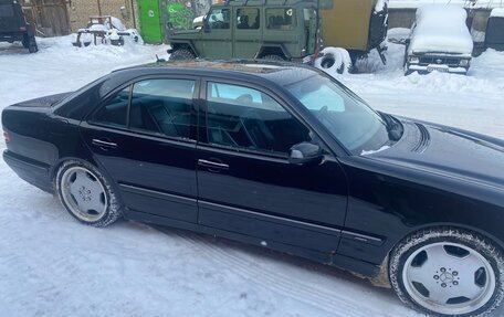 Mercedes-Benz E-Класс, 1999 год, 735 000 рублей, 4 фотография