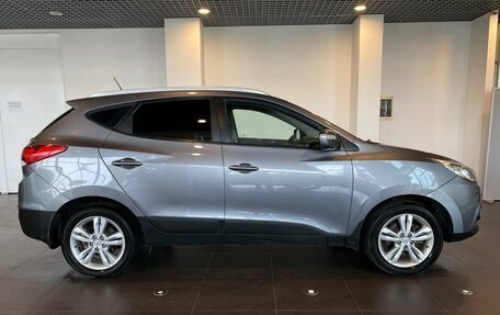 Hyundai ix35 I рестайлинг, 2013 год, 1 410 000 рублей, 2 фотография