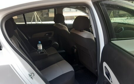 Chevrolet Cruze II, 2013 год, 970 000 рублей, 7 фотография