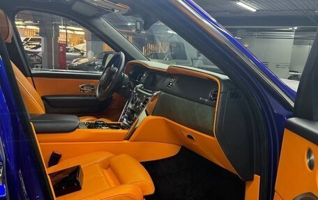 Rolls-Royce Cullinan, 2019 год, 24 490 000 рублей, 13 фотография