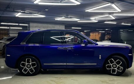 Rolls-Royce Cullinan, 2019 год, 24 490 000 рублей, 14 фотография