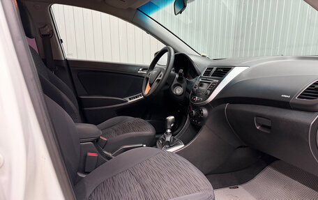 Hyundai Solaris II рестайлинг, 2016 год, 988 000 рублей, 10 фотография