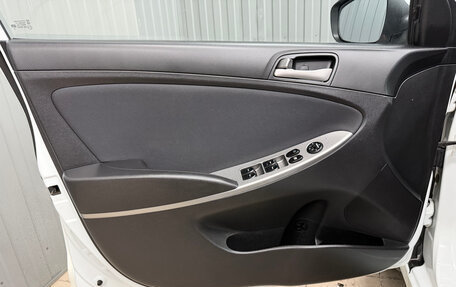 Hyundai Solaris II рестайлинг, 2016 год, 988 000 рублей, 13 фотография