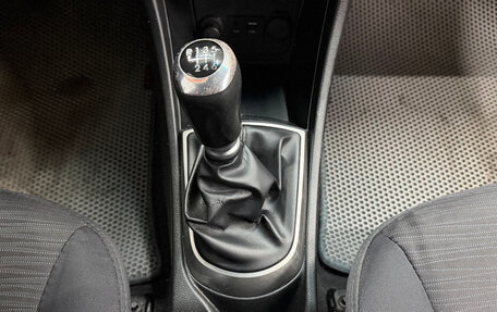 Hyundai Solaris II рестайлинг, 2016 год, 988 000 рублей, 12 фотография