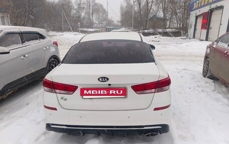 KIA K5, 2019 год, 1 600 000 рублей, 2 фотография