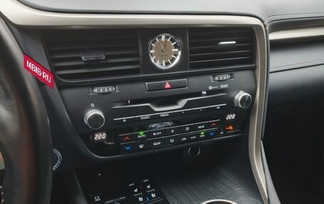 Lexus RX IV рестайлинг, 2018 год, 5 000 000 рублей, 9 фотография