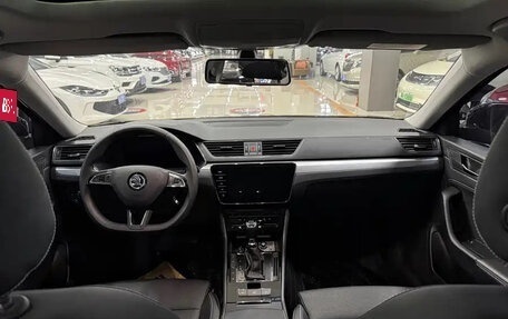 Skoda Superb III рестайлинг, 2023 год, 2 490 077 рублей, 8 фотография