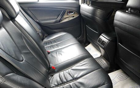 Toyota Camry, 2006 год, 1 299 000 рублей, 10 фотография