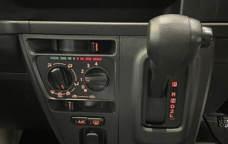 Daihatsu Hijet X, 2018 год, 899 000 рублей, 7 фотография