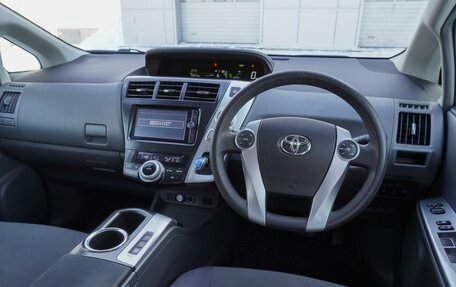 Toyota Prius Alpha I (ZVW40/41), 2012 год, 1 365 000 рублей, 14 фотография